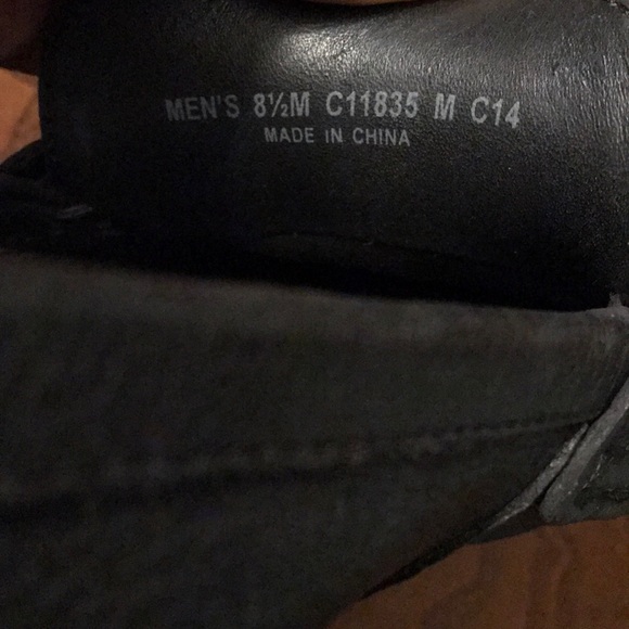 Beautiful pair of Men’s Cole Haan loafers size 8.5 main image 7